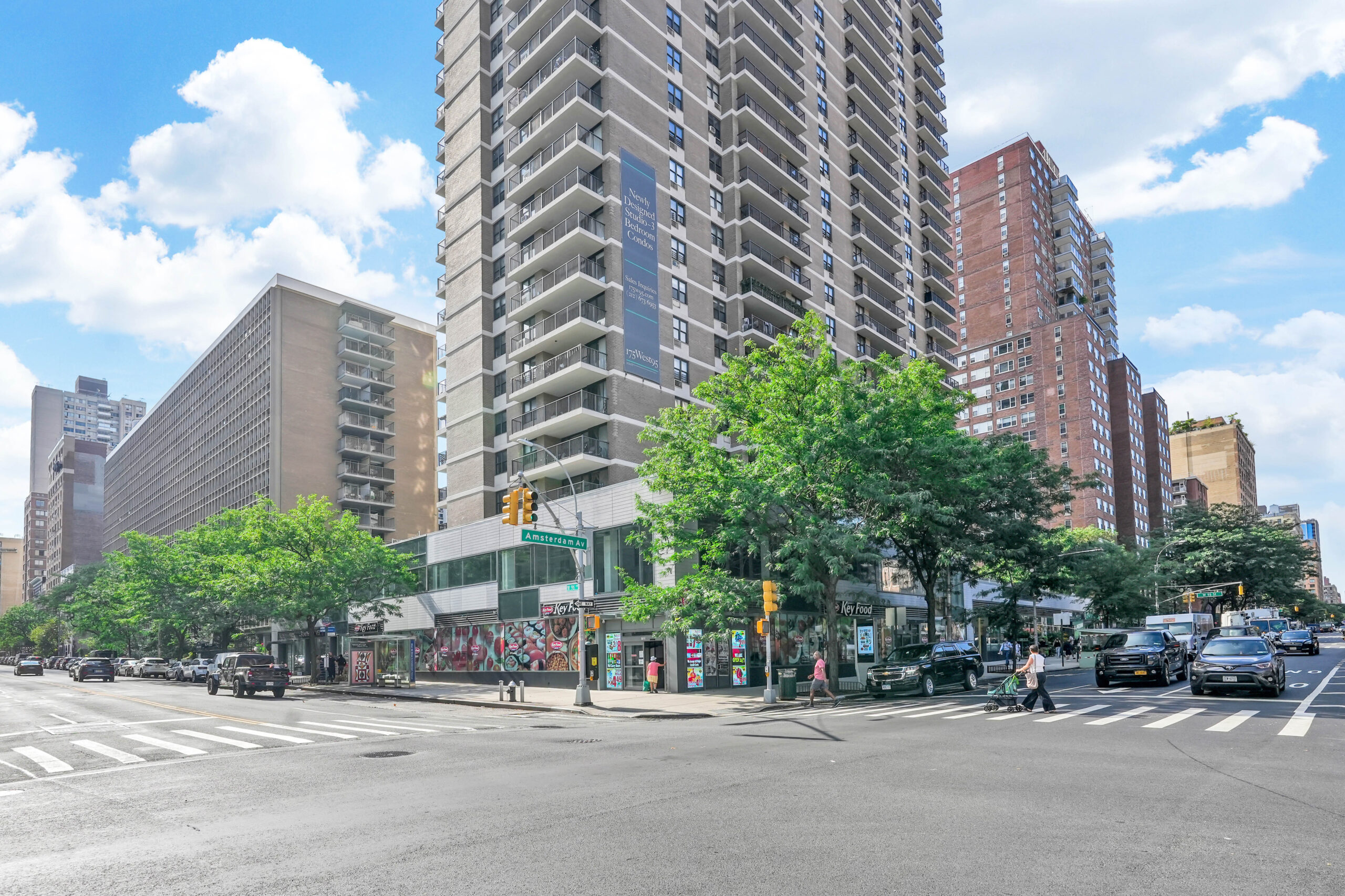 733 AMSTERDAM AVENUE